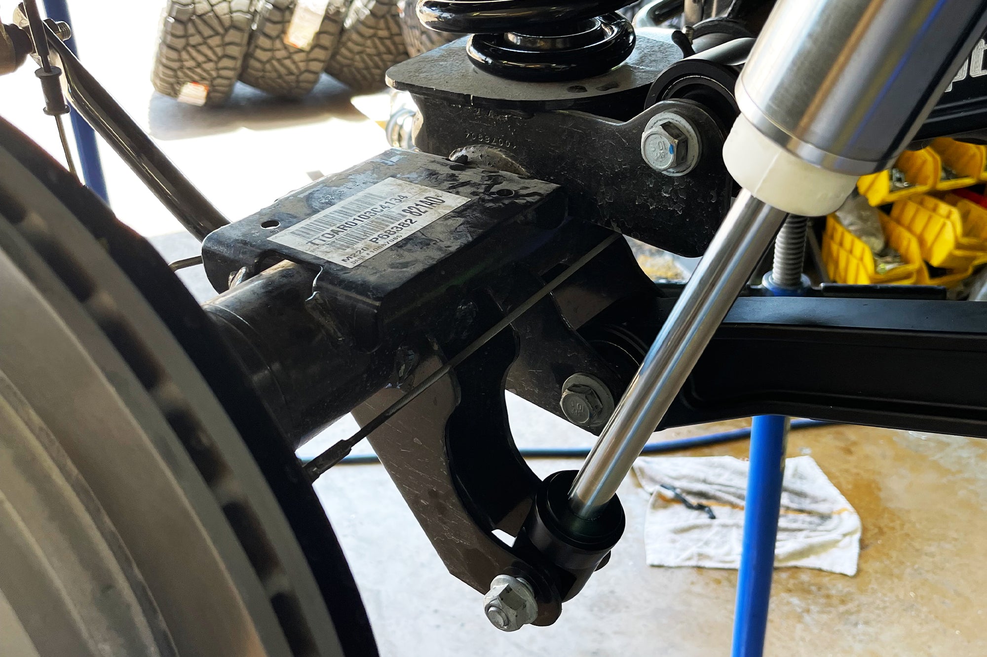 2.5 Reservoir Shocks - Piggyback - Finned - 170118-466701