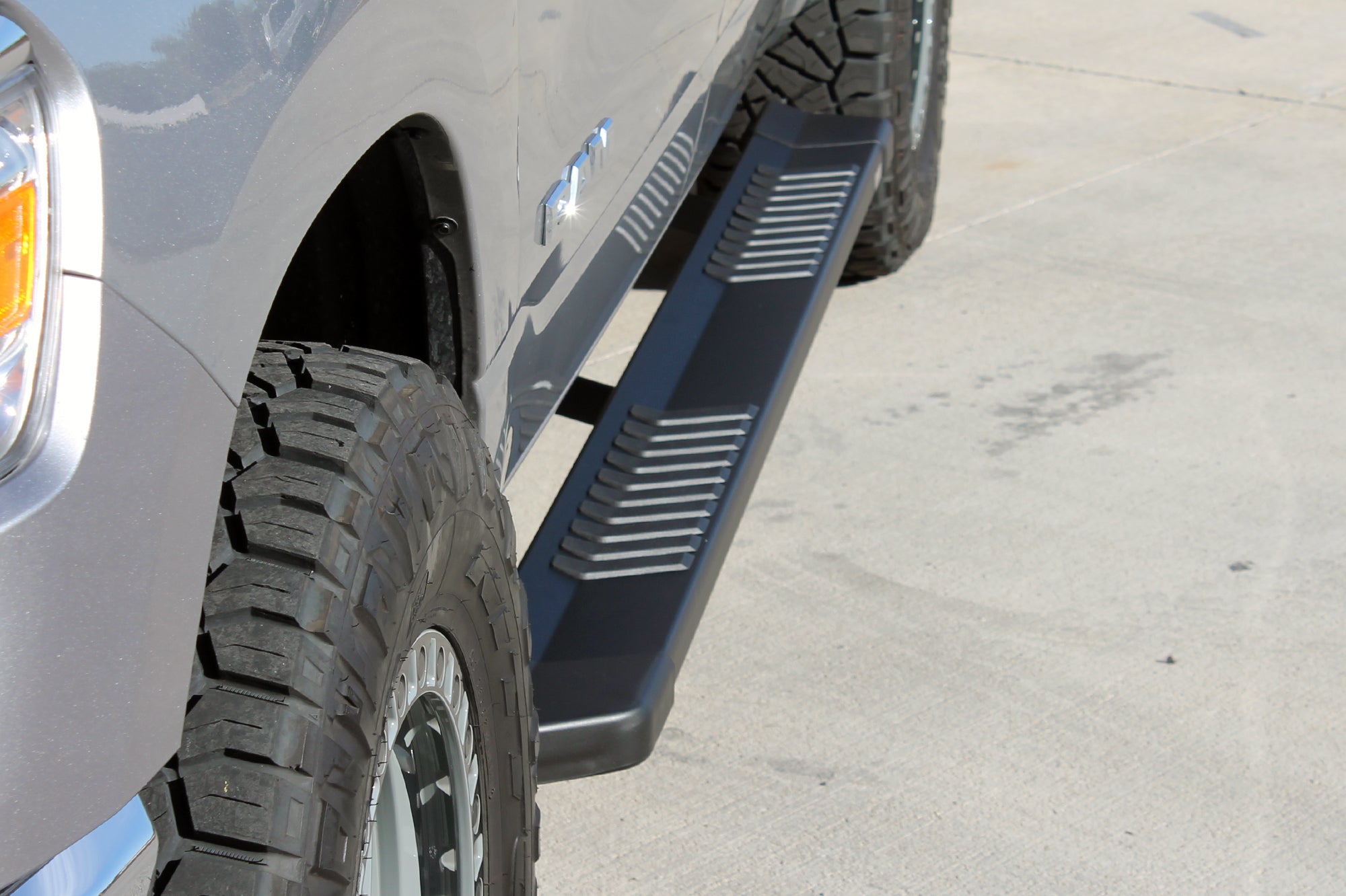 Raptor Series 6" OEM Style Running Boards - Black Textured Aluminum - 19-26 Dodge Ram 1500 New Body Style Crew Cab