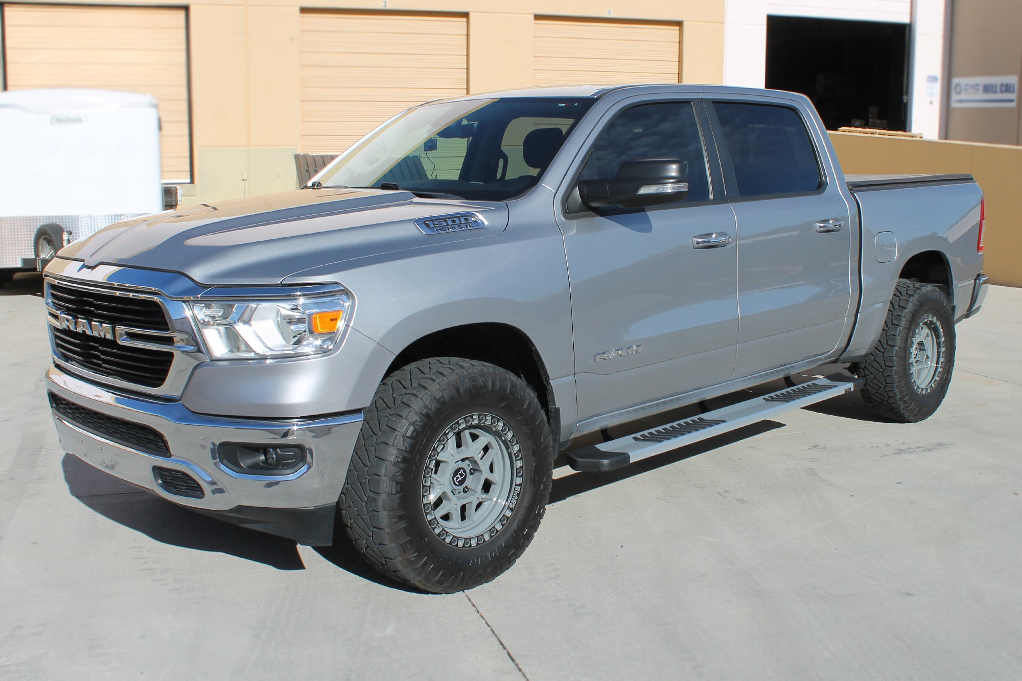 Raptor Series 6" OEM Style Running Boards - Brushed Aluminum - 99-16 Ford F-250/F-350 Super Duty SuperCab