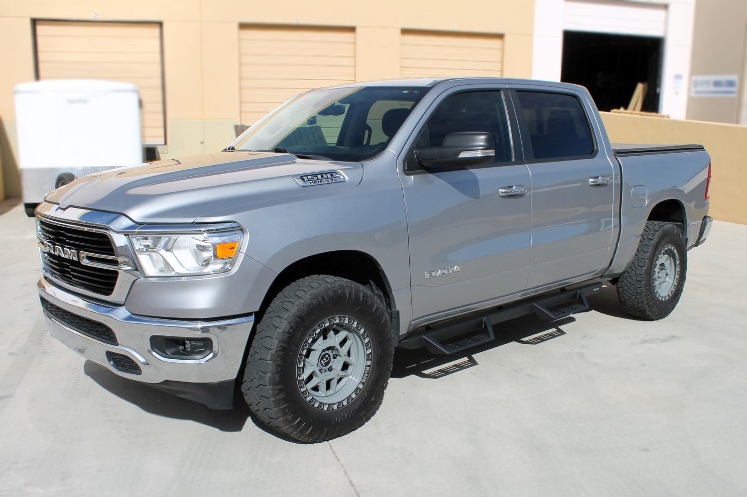 Magnum RT Gen 2 Drop Steps - Black Textured Steel